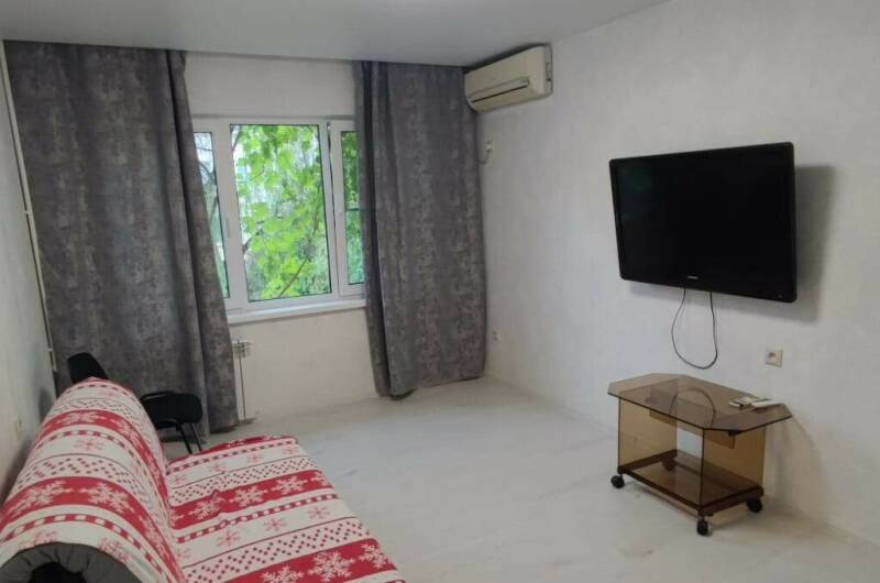 Двухкомнатная в центре