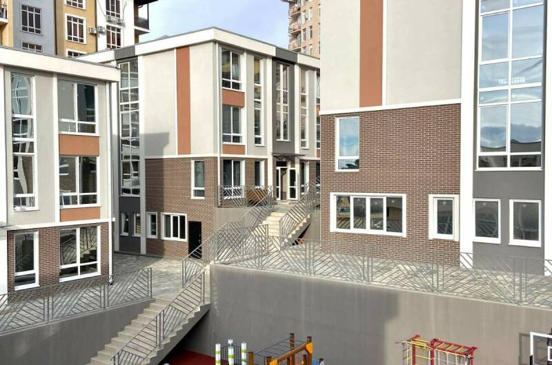 Однокомнатная квартира на Изумрудной