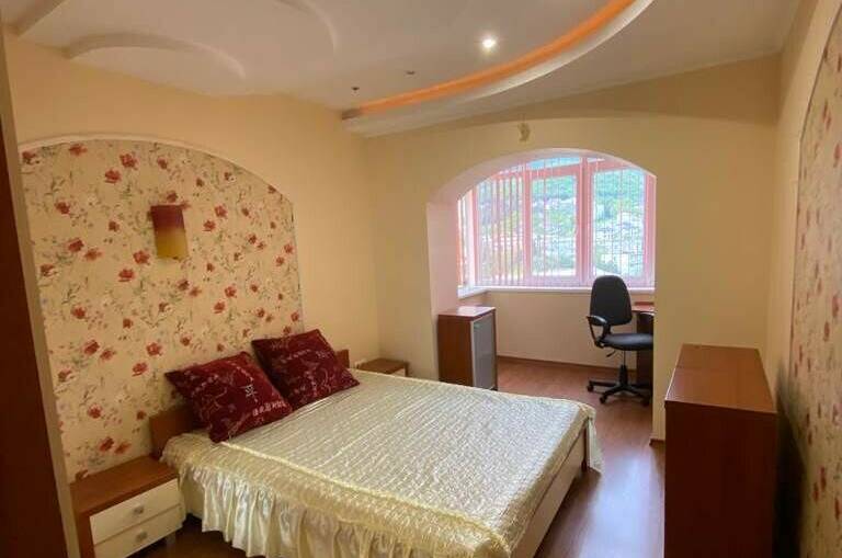 2-х комнатная квартира на Павлова