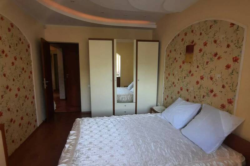 2-х комнатная квартира на Павлова