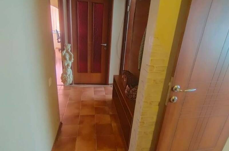 2-х комнатная квартира на Павлова