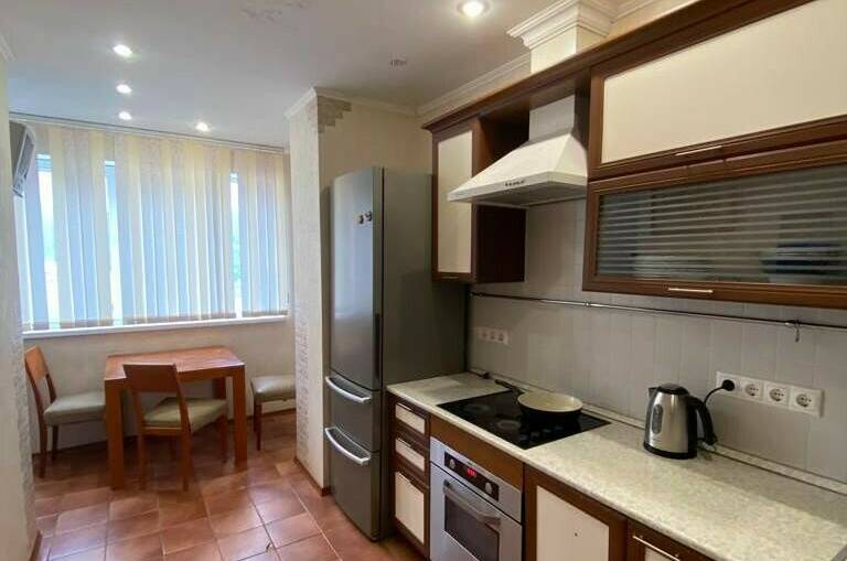 2-х комнатная квартира на Павлова