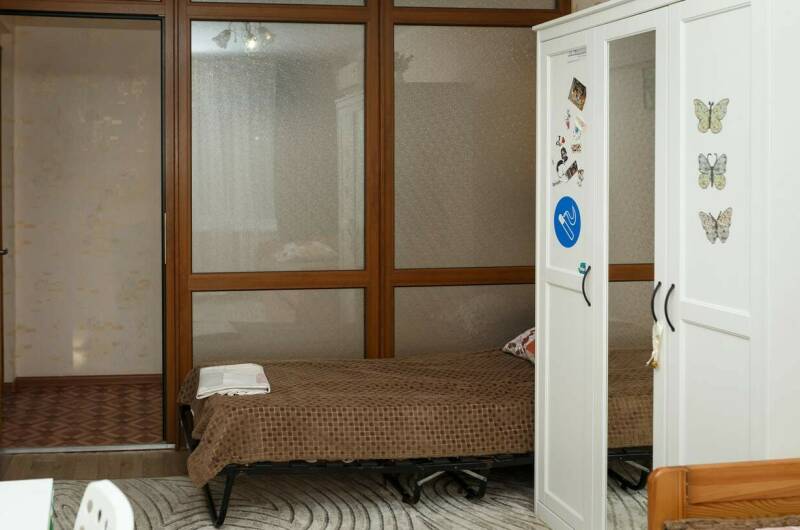 2-х комнатная квартира на Лазарева 48