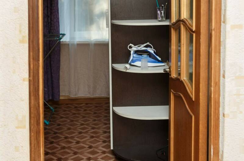 2-х комнатная квартира на Лазарева 48