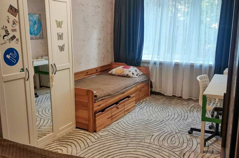 2-х комнатная квартира на Лазарева 48