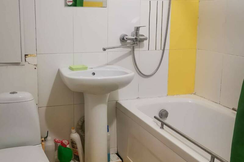 2-х комнатная квартира на Лазарева 48