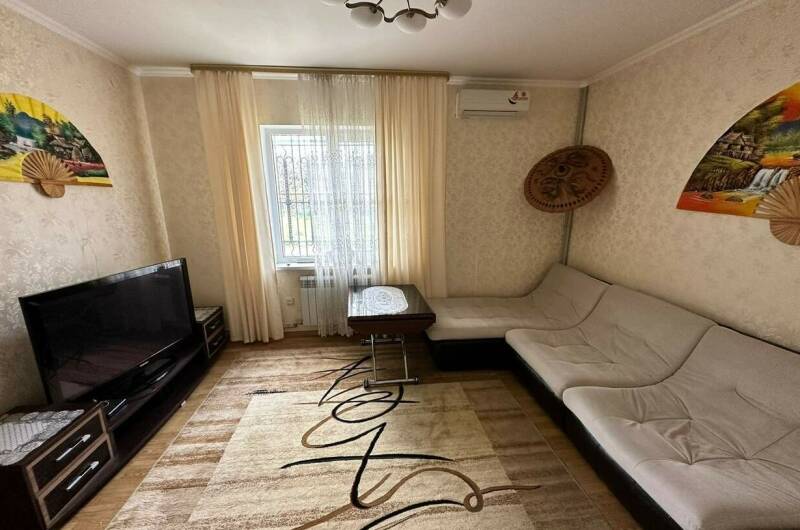 Апартаменты с отдельным входом «Адам»