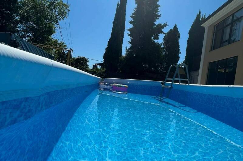 Апартаменты в коттедже на Разина