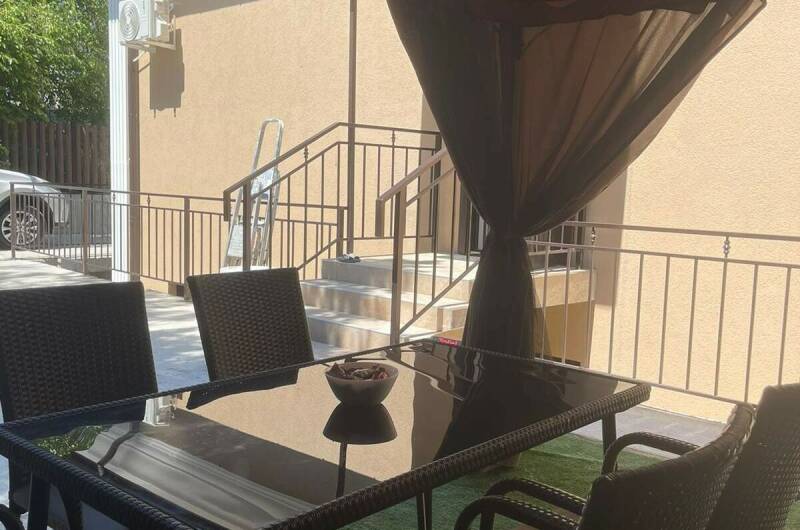 Апартаменты в коттедже на Разина