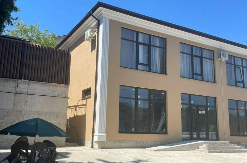 Апартаменты в коттедже на Разина