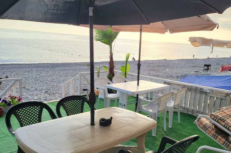 Эллинг на берегу моря «У Галины»