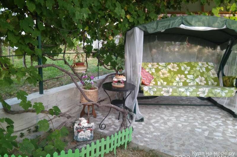 Домики на берегу