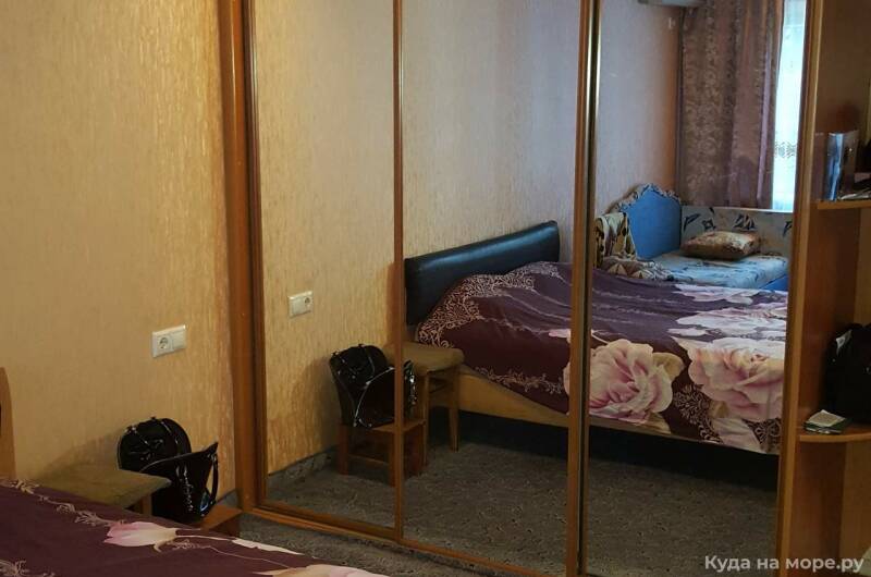 2-х комнатная квартира в центре Адлера