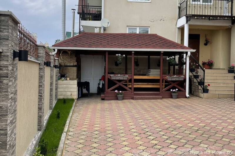 Гостевой дом «Изумруд — Хаус»