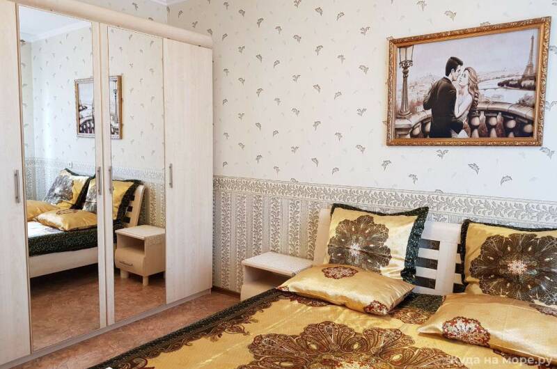 Двухкомнатная квартира на Победе 111