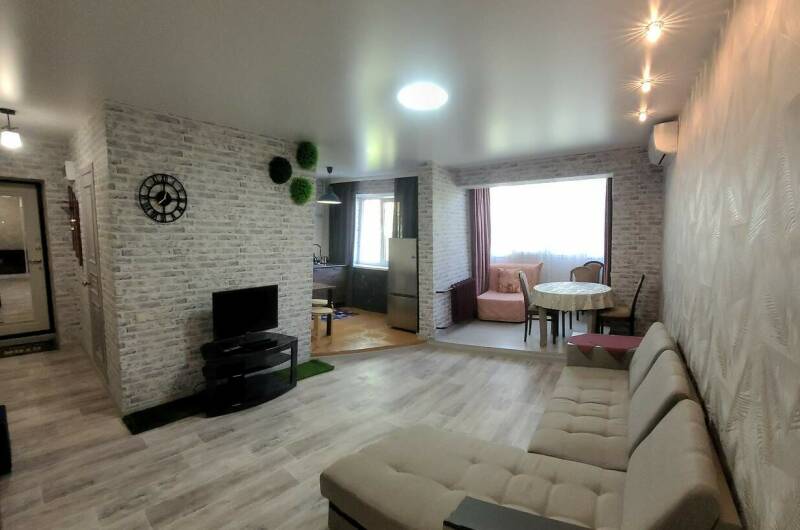 Трёхкомнатная квартира напротив парка