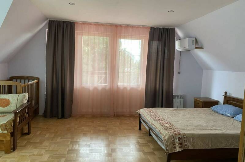 Трехэтажный коттедж