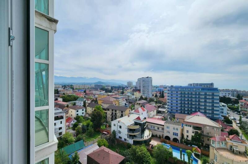 Студия на первой береговой линии