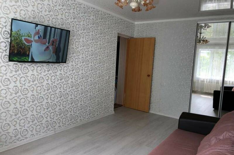 Двухкомнатная квартира в центре с ремонтом