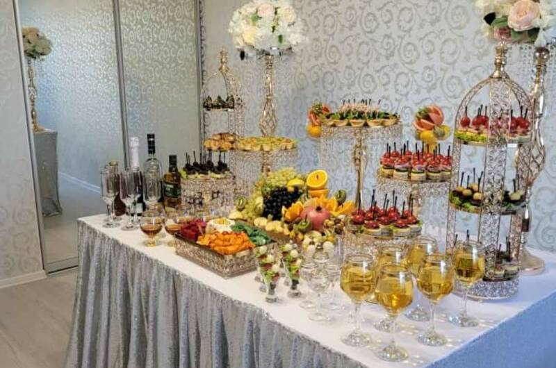 Двухкомнатная квартира в центре с ремонтом