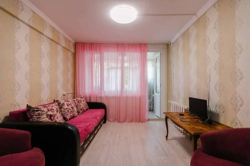 2-х комнатная квартира на ул. Роз