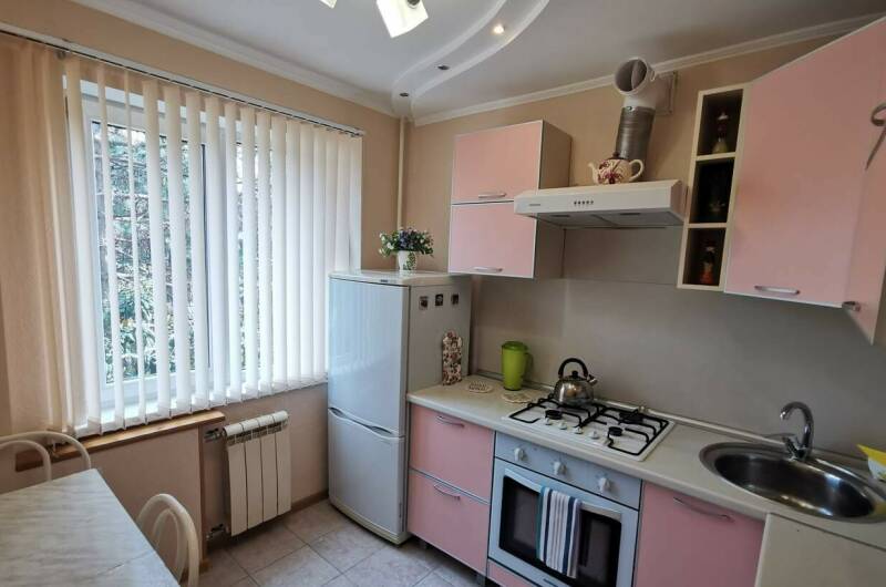 Однокомнатная квартира на Победы 77