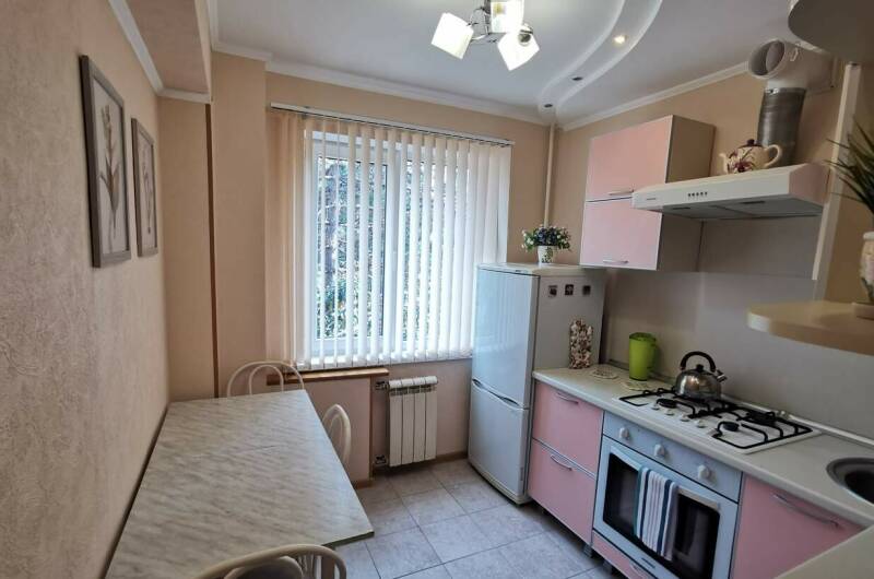 Однокомнатная квартира на Победы 77