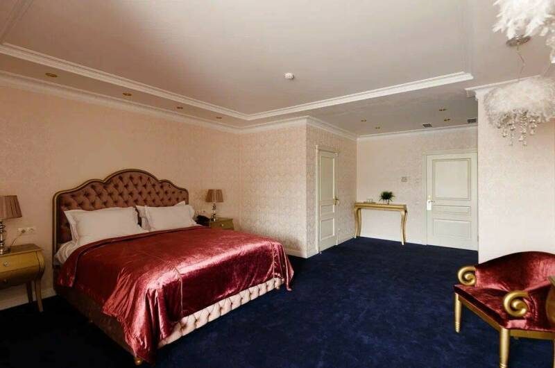 Гостиничный комплекс «Royal»