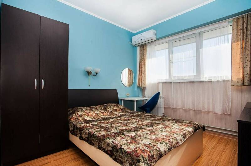 Двухкомнатная квартира возле моря