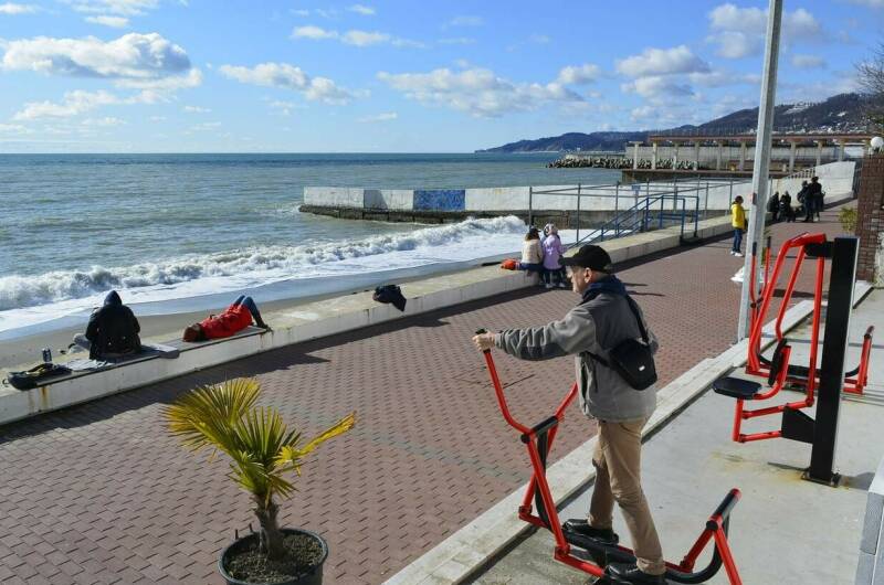 Двухкомнатная квартира возле моря