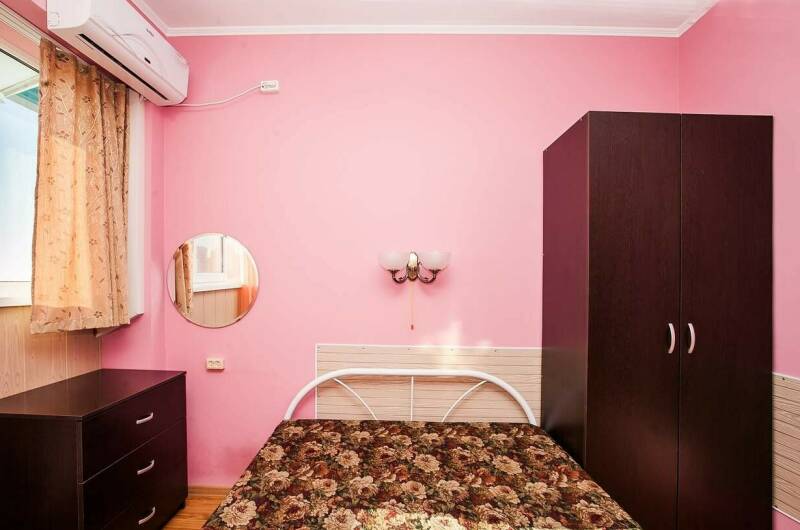 Двухкомнатная квартира возле моря