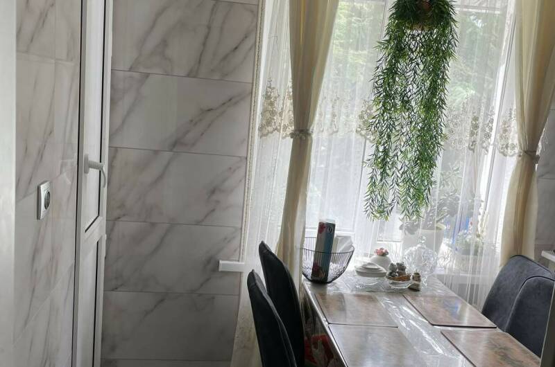 Однокомнатная квартира на Лазарева 54