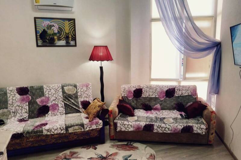 Студия на первой береговой линии