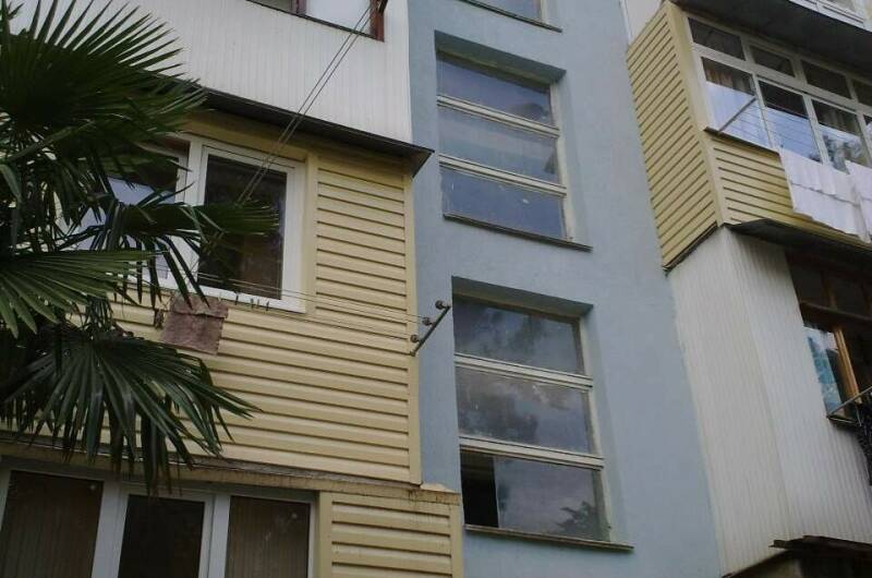 Двухкомнатная квартира на Лазарева