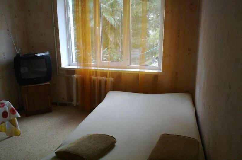 Двухкомнатная квартира на Лазарева