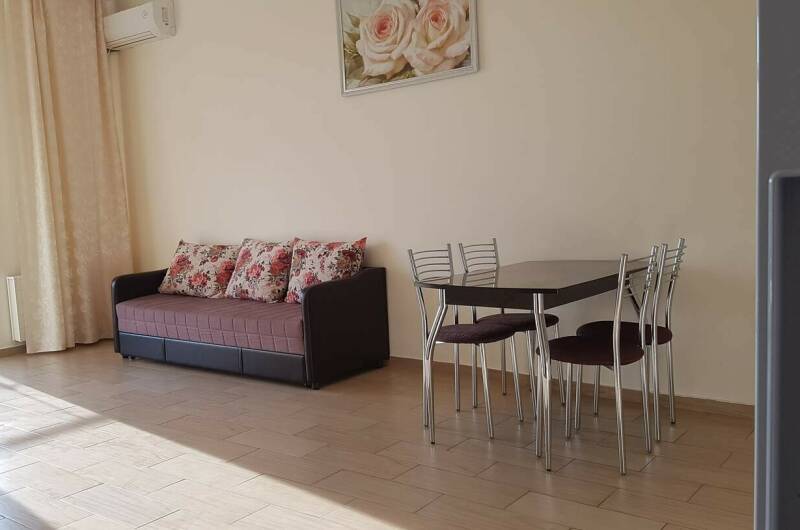 Двухкомнатная квартира на Одоевского