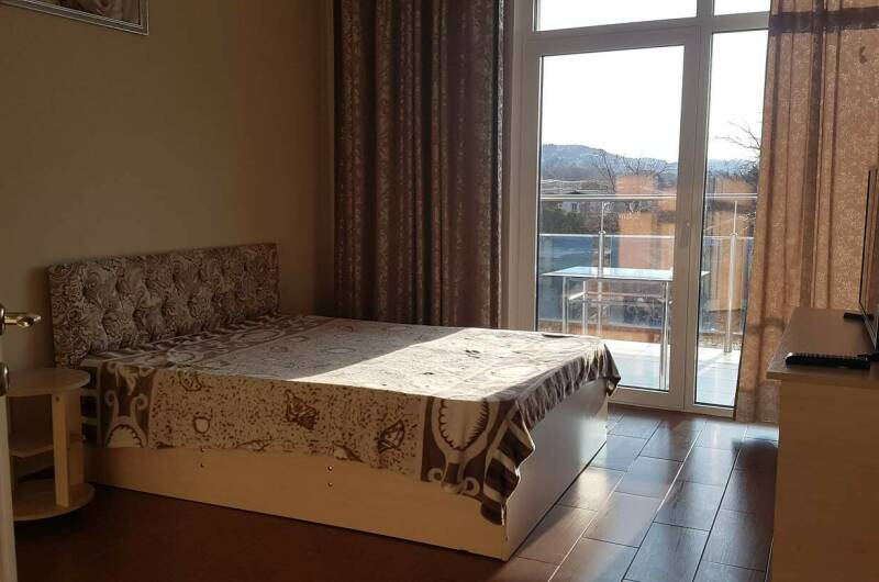 Двухкомнатная квартира на Одоевского