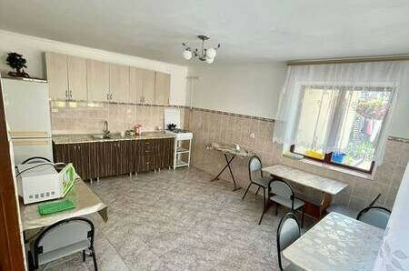 Частный дом «Тенистый дворик»