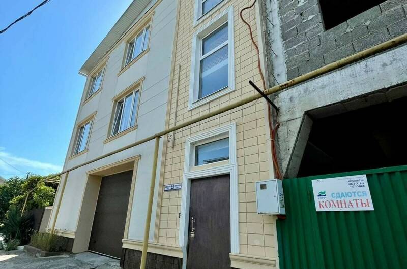 Частный дом «Тенистый дворик»