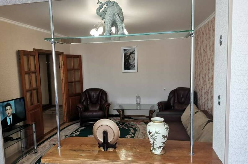 Двухкомнатная в центре