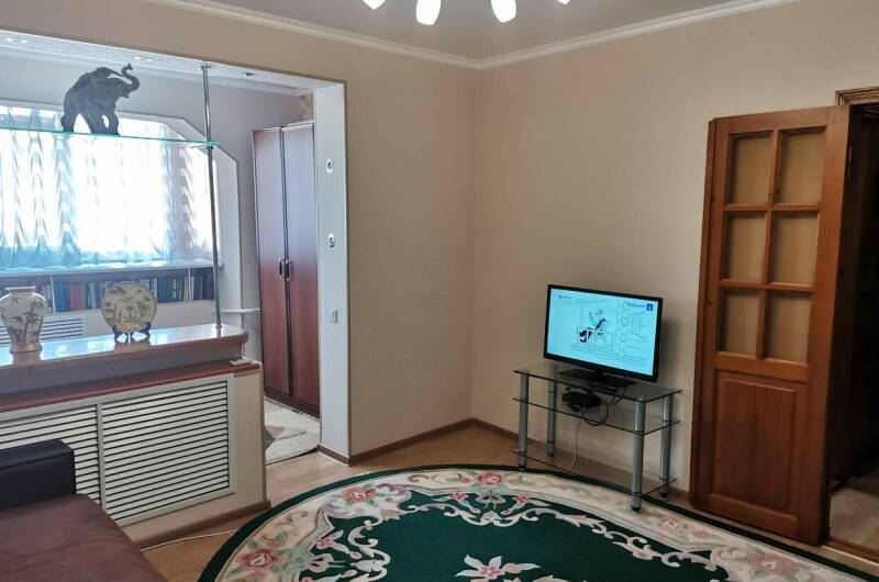 Двухкомнатная в центре