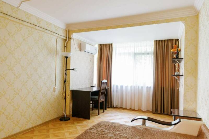 3-комнатная квартира в центре Адлера