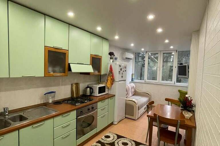 2-х комнатная квартира в центре у моря