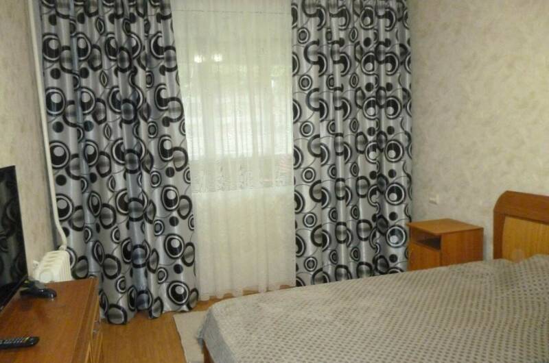 Двухкомнатная квартира на Победы