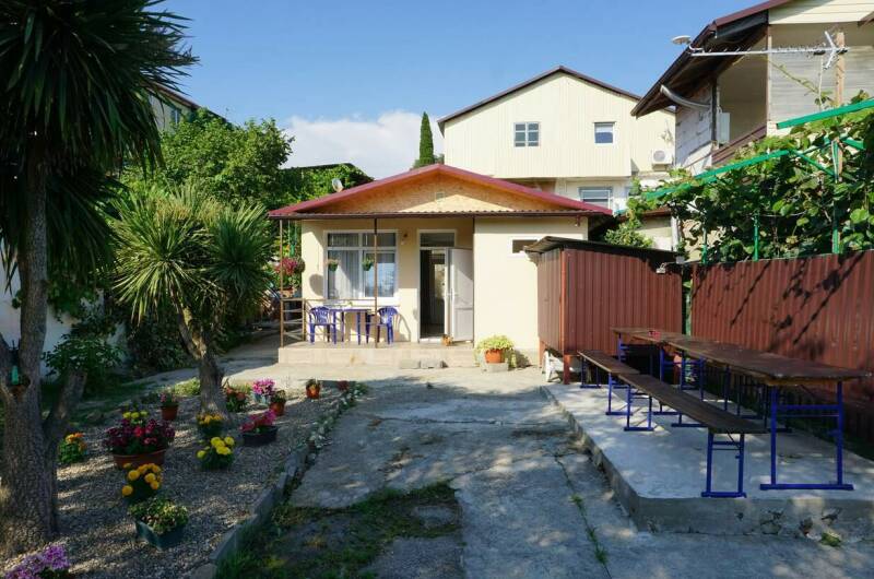 Домик у моря