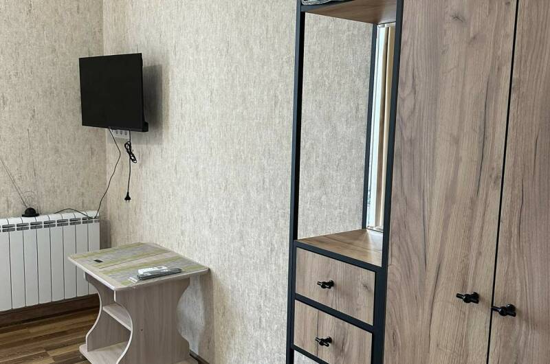 Трехкомнатные апартаменты на Изумрудной