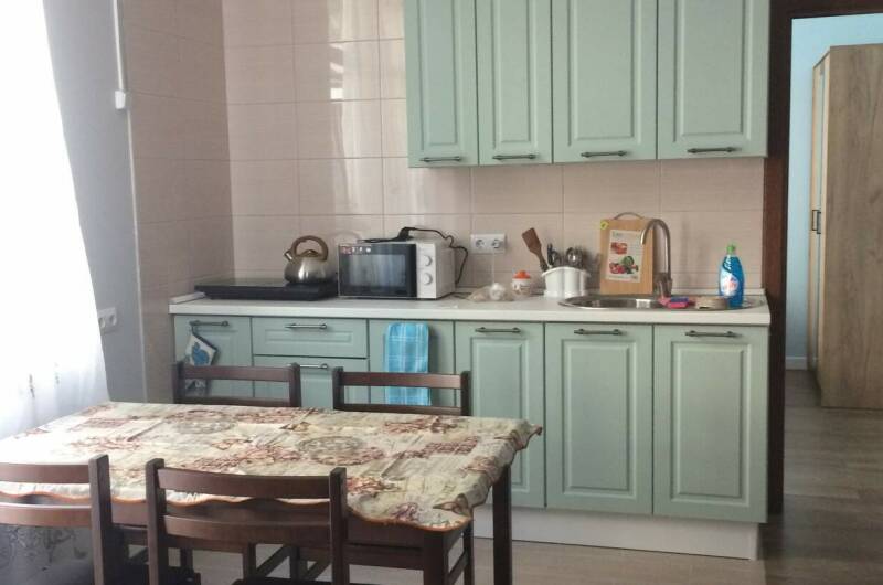 Трёхкомнатная квартира в частном доме