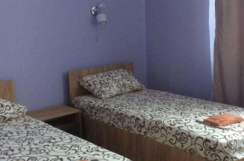 Трёхкомнатная квартира в частном доме