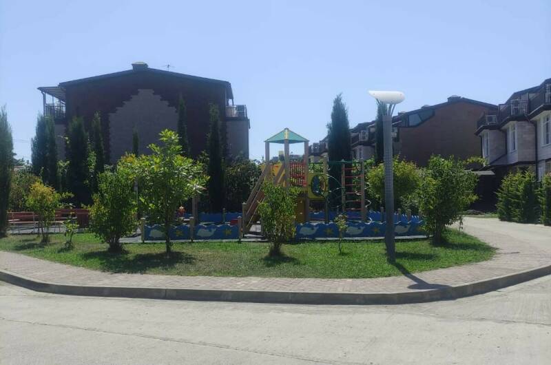 3-х этажный таунхаус в эко-курорте «Тюльпановка»