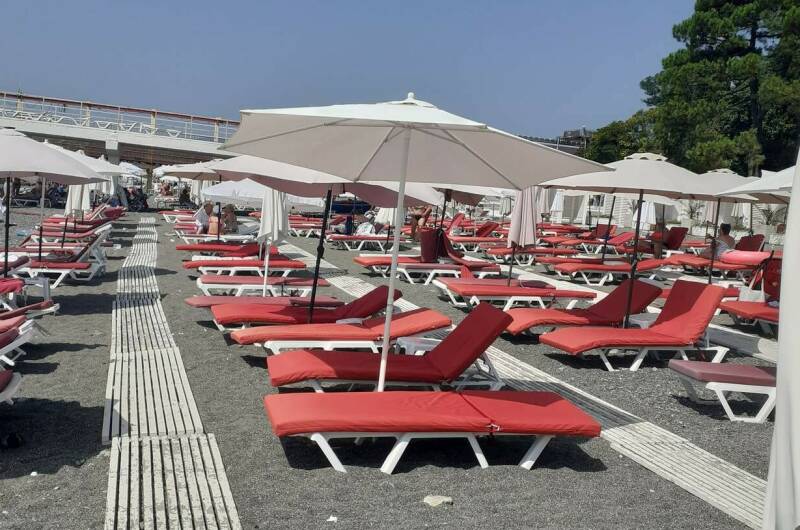 Апартаменты у моря с бассейном